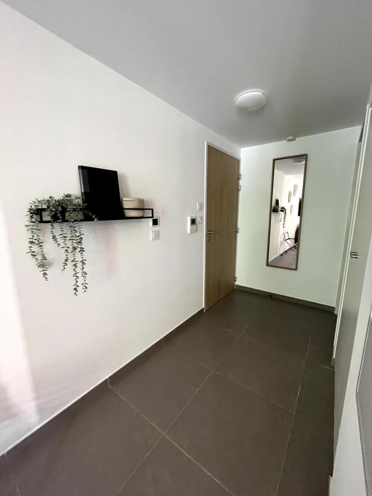 Sous Les Platanes Aparthotel Velaux Εξωτερικό φωτογραφία