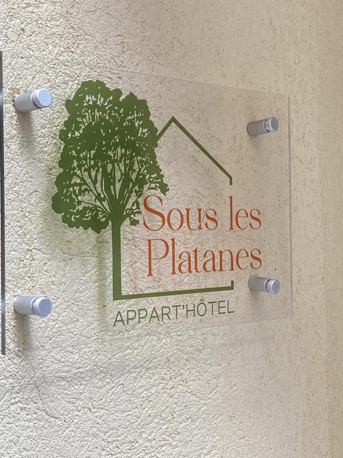 Sous Les Platanes Aparthotel Velaux Εξωτερικό φωτογραφία